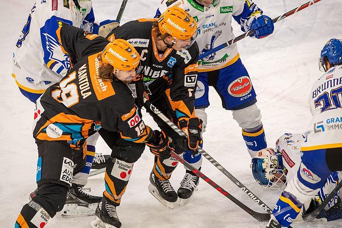 Kai Kantola (Steinbach Black Wings Linz), Brian Lebler (Steinbach Black Wings Linz), Tormann Alexander Schmidt (EC GRAND Immo VSV) Steinbach Black Wings Linz vs EC GRAND IMMO VSV, bet-at-home ICE Hockey League