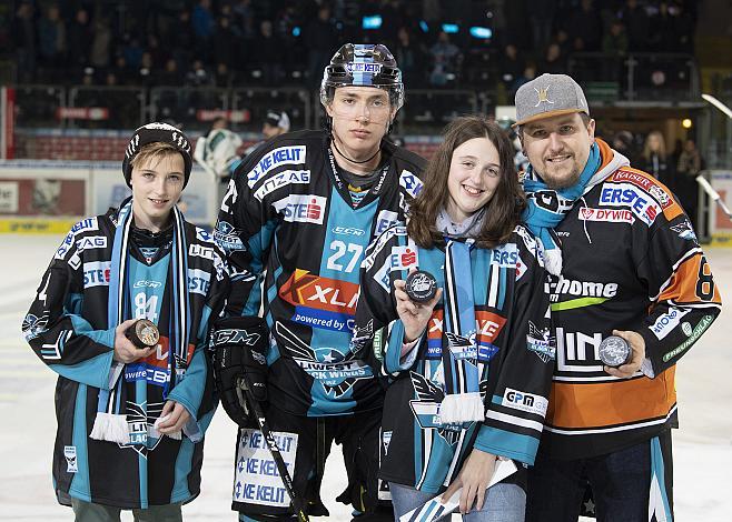 Spieler des Abends Moritz Matzka (EHC Liwest Black Wings Linz)  EHC Liwest Black Wings Linz vs HC Orli Znojmo