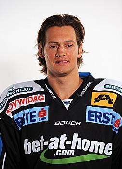 #21 Philipp Lukas, Stuermer, Liwest Black Wings Linz
