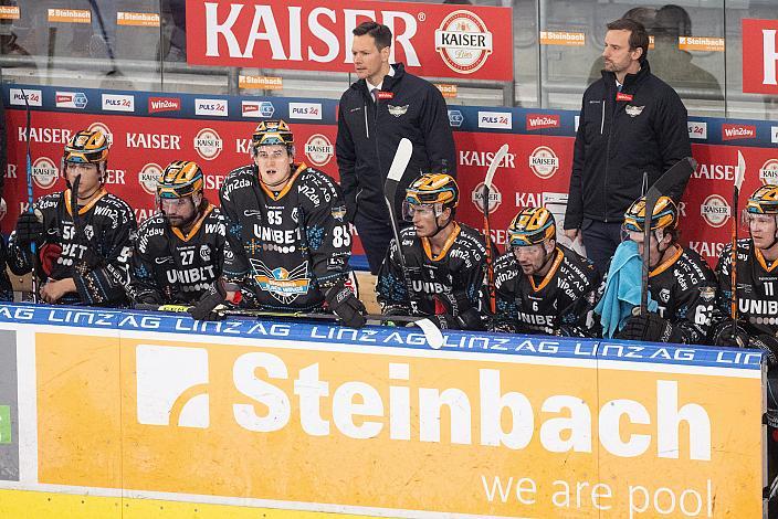 Head Coach Philipp Lukas (Steinbach Black Wings Linz)  Steinbach Black Wings Linz vs HK SZ Olimpija, 30. Runde, Trikot Movember, ICE Hockey League, Steinbach Black Wings Linz, Linz AG Eisarena 