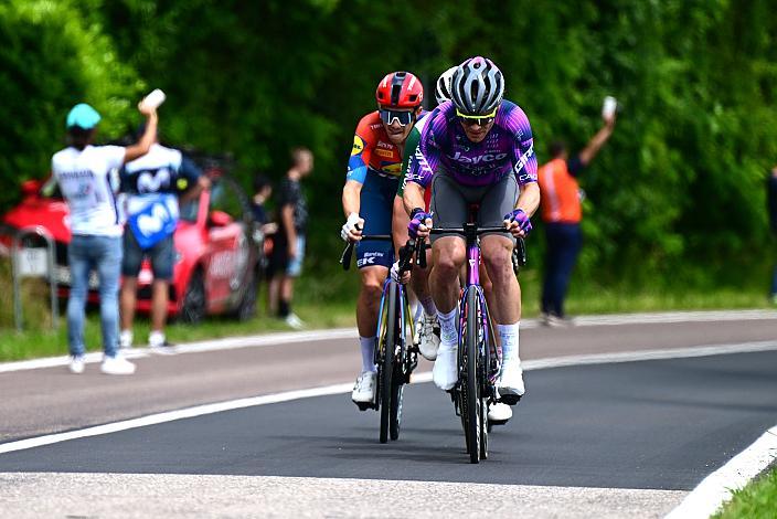 Michael Hepburn (AUS, Team Jayco AlUla), Patrick Konrad (AUT, Lidl-Trek) im Angriff 108. Giro d Italia, Stage 14, Fiume Veneto - Asiago (219km)