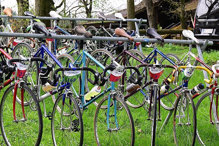 Stahlräder und Vintage Bikes bei der 10. Kirschblüten Radklassik, Rad Klassik, Oldtimer, Vintage, Stahlrad, Radsport, Eferding, Oberösterreich