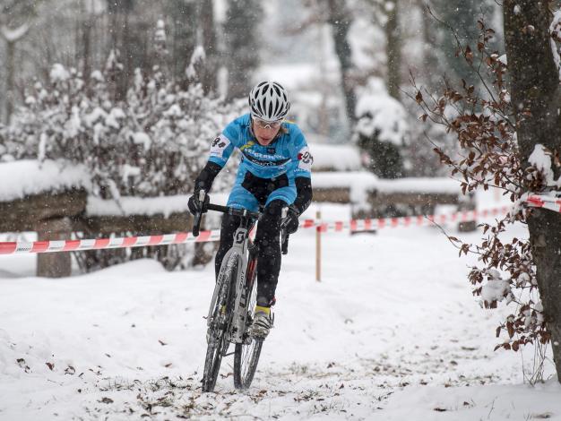 Silke Mair (AUT, RC ARBÖ Felbermayr Wels) Cross Rennen Damen Elite, Lambach/Stadl-Paura 
Silke Mair (AUT, RC ARBÃ– Felbermayr Wels) Cross Rennen Damen Elite, Lambach/Stadl-Paura 