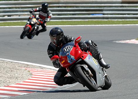 #8 Walter Nusterer, MV Agusta F4