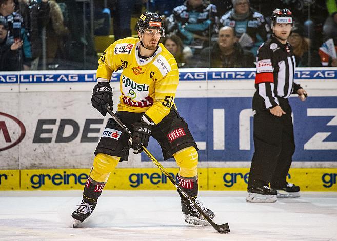 Im Bild: Mario Fischer (spusu Vienna Capitals) Eishockey,  EHC Liwest Black Wings Linz vs Spusu Vienna Capitals