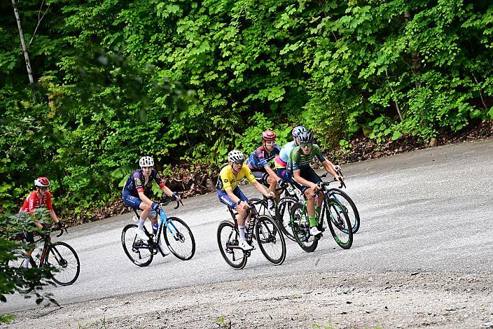 Die Topgruppe im Gelben Trikot des Gesamtführenden Aaron Dockx (BEL, Alpecin-Deceuninck Development Team), Edward Ravasi (ITA, Hrinkow Advarics), Adrien Maire (FRA, TDT - Unibet Cycling Team),  St. Florian - Höss, Hinterstoder , 14. Int. Raiffeisen OÖ-Radrundfahrt UCI Kat. 2.2