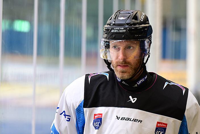 Sean Collins (Steinbach Black Wings Linz), (Steinbach Black Wings Linz) Erstes Eistraining, Steinbach Black Wings Linz , Linz AG Eisarena 