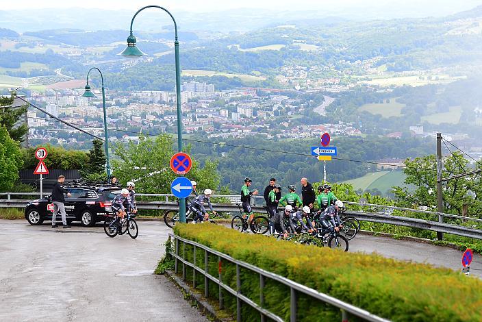 Das Team Alpecin-Deceuninck Development Team besichtigt die Strecker der 1. Etappe Linz - Pöstlingberg, 15. Int. Raiffeisen OÖ-Radrundfahrt UCI Kat. 2.2