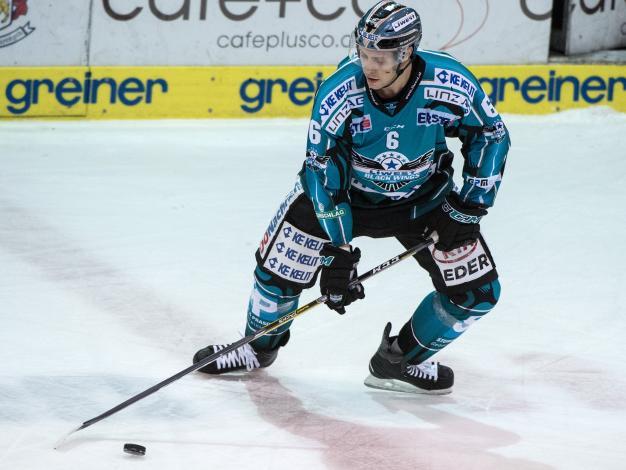 Jonathan D Aversa (EHC Liwest Black Wings Linz) EHC Liwest Black Wings Linz vs Dornbirner Eishockey Club