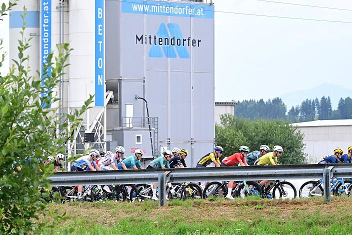 Das Peloton in der 3. Etappe,  51. Int. Oberösterreich Junioren Rundfahrt, Bad Wimsbach - Strass im Attergau