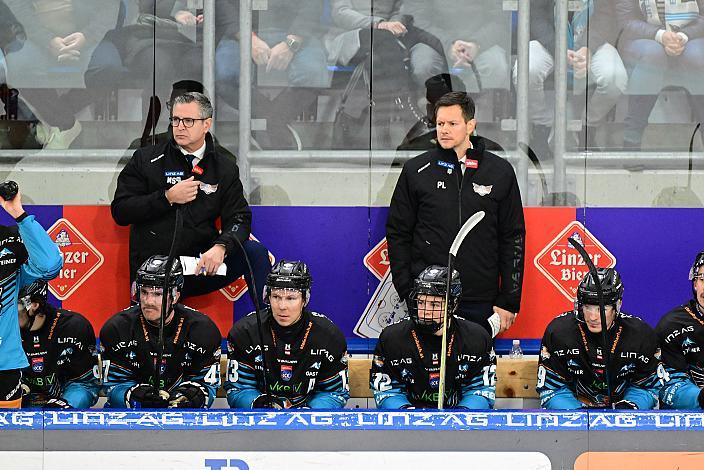 Assistent Coach Mark Szücs (Steinbach Black Wings Linz), Head Coach Philipp Lukas (Steinbach Black Wings Linz), 19. Runde ICE, Steinbach Black Wings Linz vs HC Pustertal Wölfe, Linz AG Eisarena 