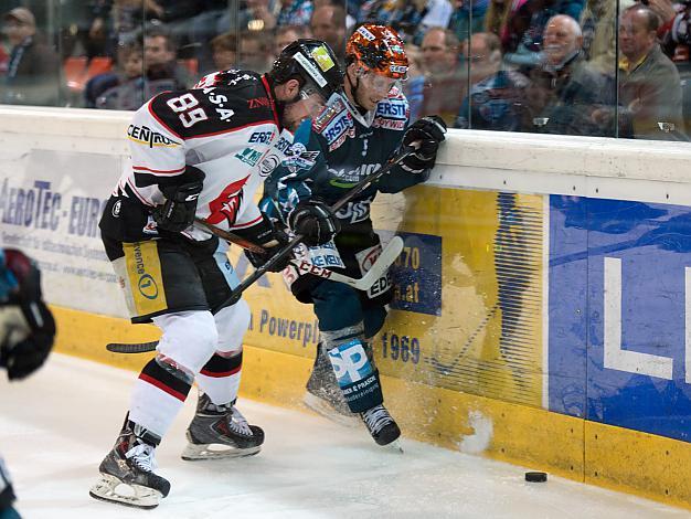 Jason Ulmer, Linz und Jan Lattner, Znaim, gegen den Znaimer Ondrej Fiala, EHC Liwest Black Wings Linz vs HC Orli Znojmo, 4. Viertelfinale, Play-Off