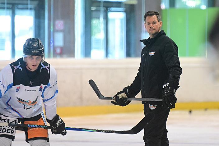 Head Coach Philipp Lukas (Steinbach Black Wings Linz) Erstes Eistraining, Steinbach Black Wings Linz , Linz AG Eisarena