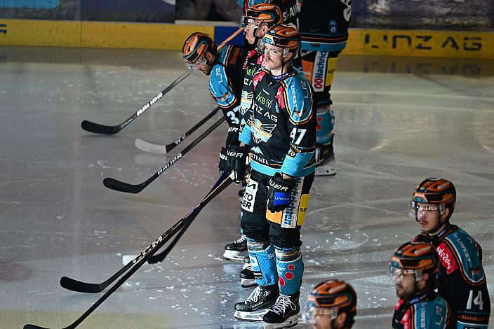 Logan Roe (Steinbach Black Wings Linz) Win2Day ICE Hockey League,  Steinbach Black Wings Linz vs Moser Medical Graz 99ers,  Linz AG Eisarena 