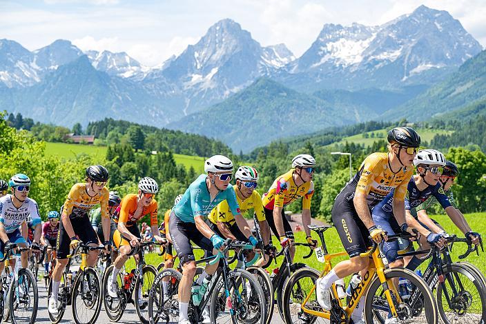 Im Gelben Trikot des Gesamtführenden Edgar David Cadena (MEX, Petrolike) 4. Etappe St.Florian /Asten - Hinterstoder/Höss 15. Int. Raiffeisen OÖ-Radrundfahrt UCI Kat. 2.2