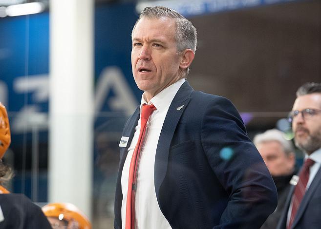 Head Coach Dan Ceman (Steinbach Black Wings 1992) Steinbach Black Wings 1992 vs Dornbirn Bulldogs, Qualifikationsrunde, Eishockey, Bet at Home ICE Hockey League