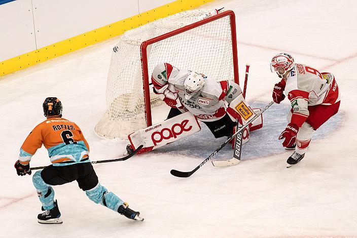 Tormann Philipp Maurer (EC Bad Nauheim), Rafael Rotter (Steinbach Black Wings Linz) Steinbach Black Wings Linz vs EC Bad Nauheim, Testspiel, Eishockey, Bet at Home ICE Hockey League