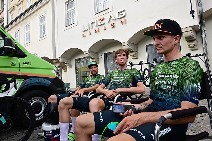 v.l. Filippo Fortin (ITA, Hrinkow Advarics), Richard Riska (SVK, Hrinkow Advarics), Jaka Primozic (SLO, Hrinkow Advarics), 1. Etappe Linz Hauptplatz - Pöstlingberg, Oberösterreich Rundfahrt