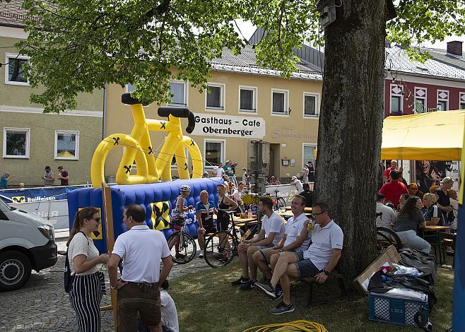 Radsportfans in Oberneukirchen, 2. Etappe Eferding - Oberneukirchen, Radsport 10. Int. OOE Rundfahrt