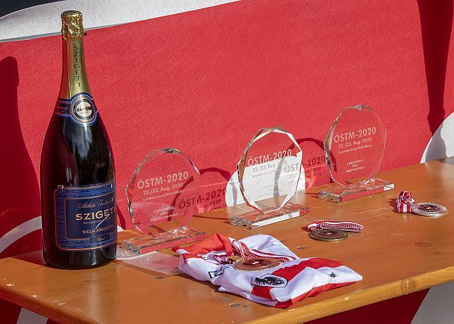 DIe Trophäen zur ÖSTM Strasse Mattersburg, Österreichische Staatsmeisterschaft U23, Elite Damen und Herren