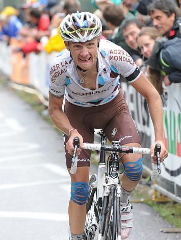 John Gadret, Team AG2R La Mondiale im Anstieg zur Bergankunft Gardeccia, im Fassa Tal.