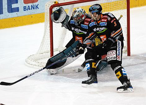 Alex Westlund und Michael MAyr Liwest Black Wings Linz 