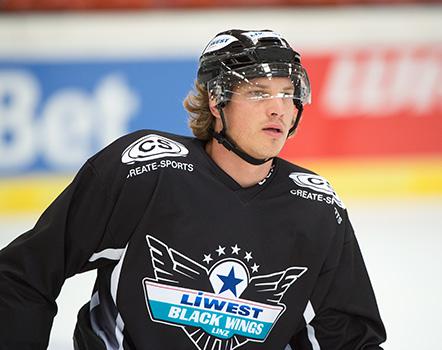 Brian Lebler (EHC Liwest Black Wings Linz) EHC Liwest Black Wings Linz vs SC Bern