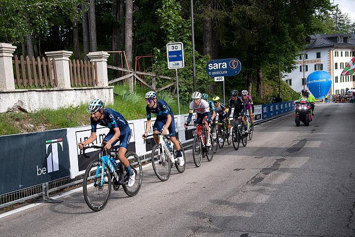 Alejandro Valverde (SPA, Movistar Team), Bauke Mollema (NED, Trek - Segafredo).  Stage 17 Ponte di Legno - Lavarone, 105. Giro d Italia, UCI Worl Tour