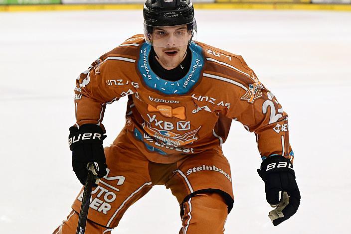 Patrick Söllinger (Steinbach Black Wings Linz) 30. Runde ICE, Steinbach Black Wings Linz vs EC Red Bull Salzburg, Linz AG Eisarena 