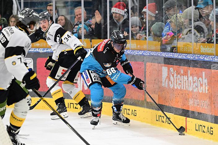 Tommy Purdeller (HC Pustertal Wölfe), Stefan Gaffal (Steinbach Black Wings Linz)  28. Runde ICE, Steinbach Black Wings Linz vs HC Falkensteiner Pustertaler Wölfe, Linz AG Eisarena 