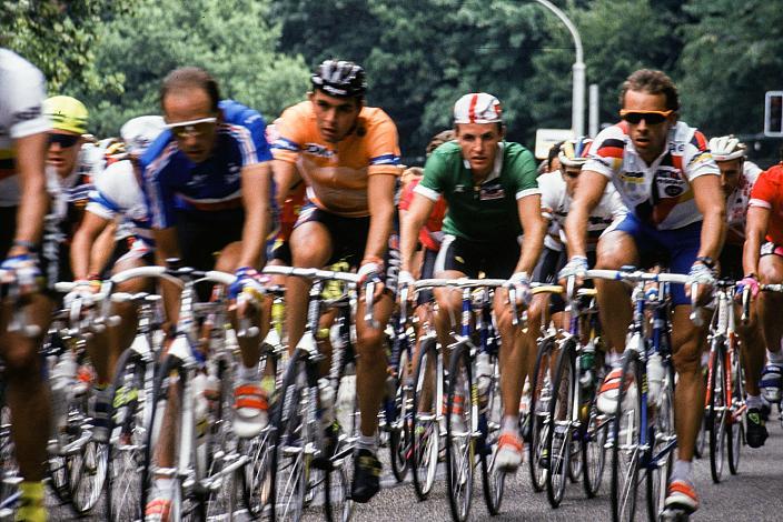 v.l. Lawrence Roche (IRL), Uwe Ampler (GER) Herren Profi Rennen, Strasse WM Stuttgart, 1991