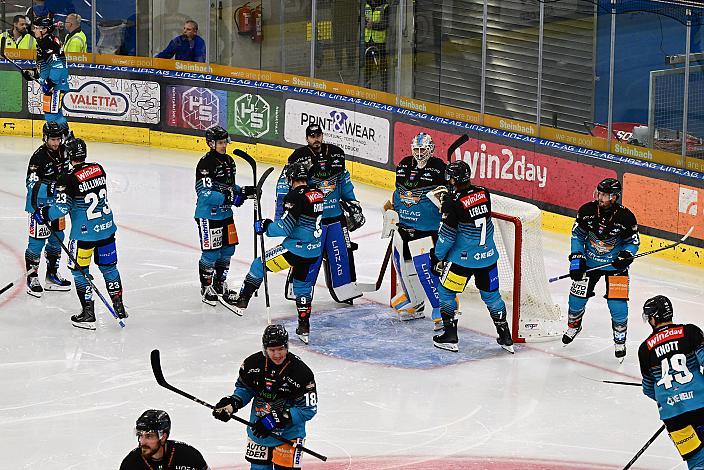 Das Team der Steinbach Black Wings Linz 1. Runde ICE, Steinbach Black Wings Linz vs Pioneers Vorarlberg , Linz AG Eisarena 