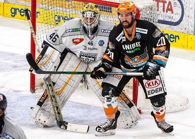 Tormann Jaroslav Janus (Hydro Fehervar AV 19), Will Pelletier (Steinbach Black Wings 1992) Black Wings Linz vs Hydro Fehervar AV 19,  Eishockey, Bet at Home ICE Hockey League
