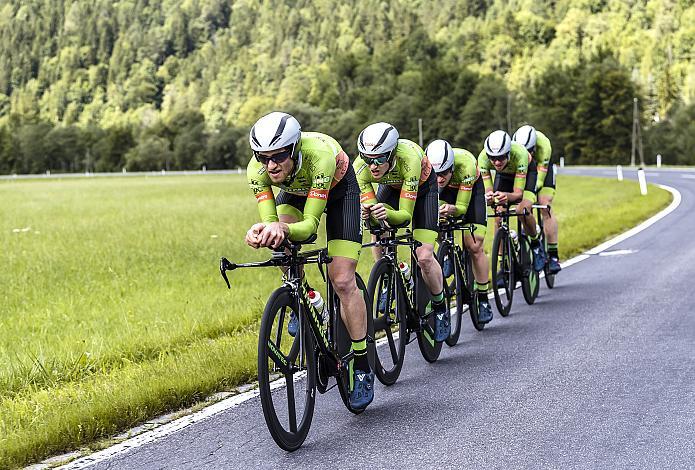 Team Hrinkow Advarics Cycleang 