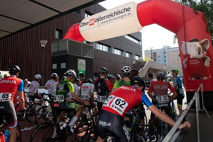 Start in Haid - Ansfelden 46. Int. Keine Sorgen,  Junioren Rundfahrt UCI Kat. MJ 2.1, 1. Etappe Haid/Ansfelden - Marchtrenk