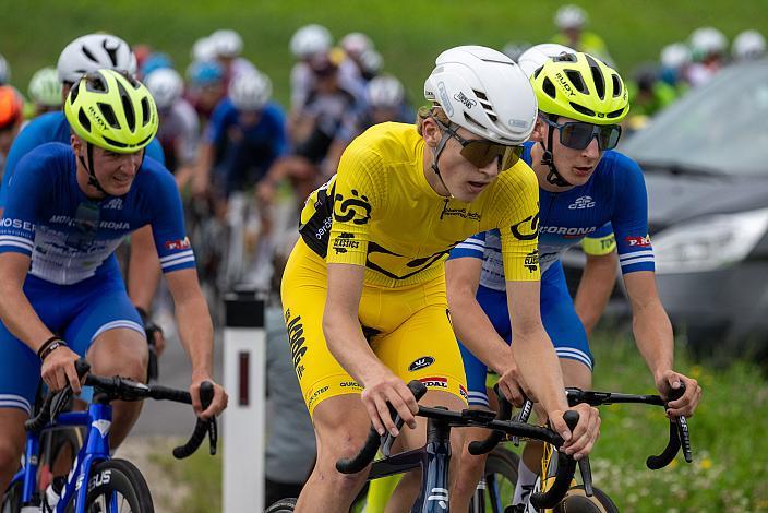 Im Gelben Trikot des Gesamtführenden Jasper Verbrugge (BEL, Acrog-Tormans), 50. OÖ Junioren Rundfahrt, 2. Etappe Sarleinsbach - Sarleinsbach