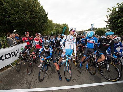 Start zu Paris Tours, in Bonneval, Radrennen, Paris - Tours