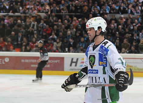 #12 Todd Elik, HDD Tilia Olimpija Ljubljana.