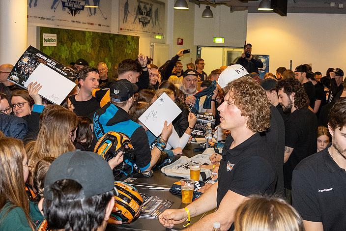 Steinbach Black Wings Linz , VIP Bereich, Linz AG Eisarena 