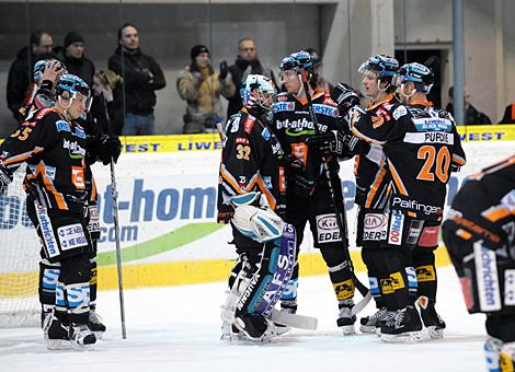 Alex Westlund Liwest Black Wings nur ein Tor gegen den  EC KAC erhalten.