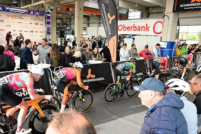 Fahrt durch die Fabrikshalle, Kriterium Elite, Holzhausen, OÖ