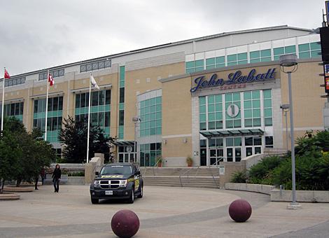 Die Eishalle John Labett Center, London, Ontario.