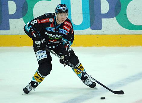 #8 Michael Mayr, Verteidiger, EHC Liwest Black Wings Linz