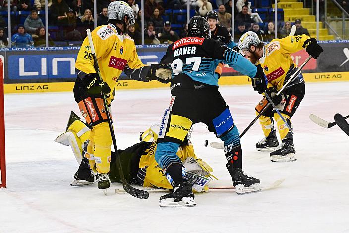 Tormann Sebastian Wraneschitz (Vienna Capitals), Luka Maver (Steinbach Black Wings Linz), 48. Runde ICE, Steinbach Black Wings Linz vs Vienna Capitals, Linz AG Eisarena 