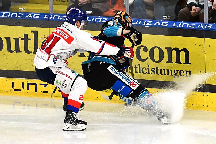 Graham Knott (Steinbach Black Wings Linz), Garret McFadden (HC Tiwag Innsbruck - Die Haie), Win2Day ICE Hockey League,  Steinbach Black Wings Linz vs HC Tiwag Innsbruck - Die Haie,  Linz AG Eisarena 