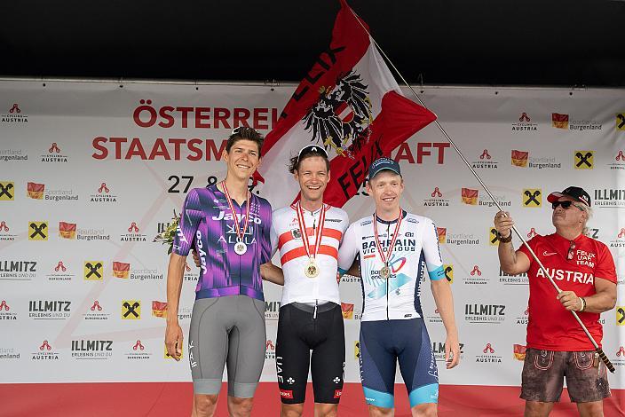 Podest Herren 2. Platz Patrick Gamper (AUT, Team Jayco AlUla), Sieger Felix Grossschartner (AUT, UAE Team Emirates - XRG), 3. Platz Rainer Kepplinger (AUT, Bahrain - Victorious),  ÖM Staatsmeisterschaft, Zeitfahren, Frauenkirchen, Burgenland