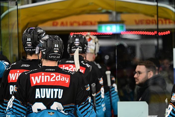 Saisonende in Linz, Spiel 2 Pre-Playoffs,  ICE, Steinbach Black Wings Linz vs EC iDM Wärmepumpen VSV, Linz AG Eisarena 