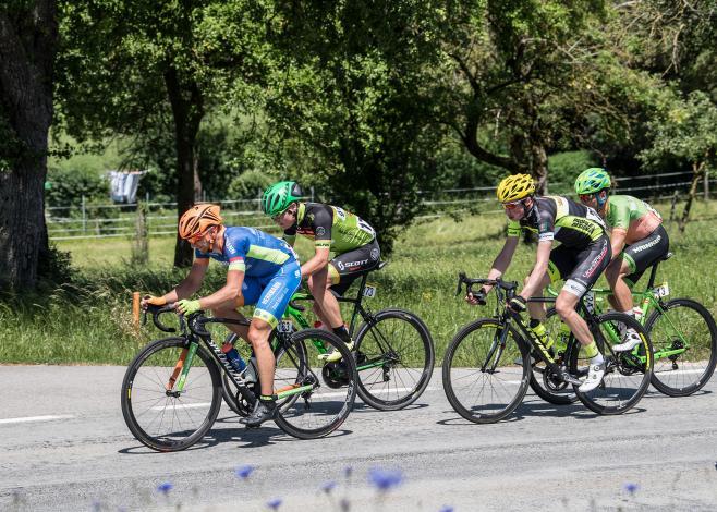 Die Ausreisser des Tages Florian Gaugl (AUT, Hrinkow Advarics Cycleang Team), MÜLLER Robert (Ger, Team Hermann)
Die Ausreisser des Tages Florian Gaugl (AUT, Hrinkow Advarics Cycleang Team), MÃœLLER Robert (Ger, Team Hermann)