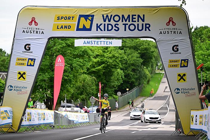 Etappensieger  im gelben Trikot der Kids Tour Georg Wartlsteiner (AUT, LRV Tirol / OOE), Rad 2 Etappe Sportland NOE Kids Tour