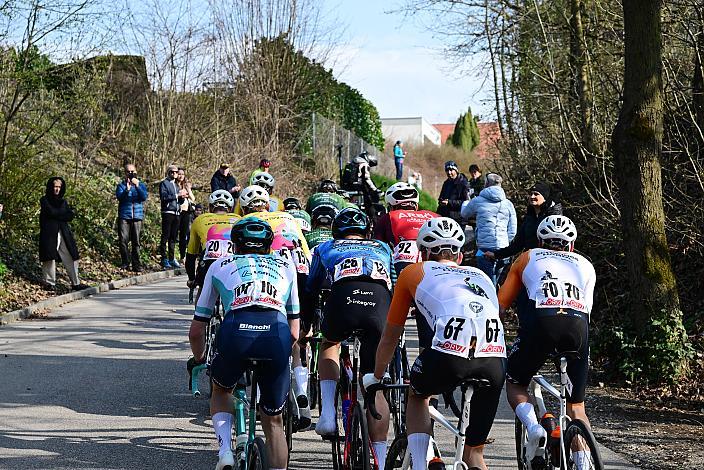 Peloton  65. Rad Saison Eroeffnungsrennen Leonding